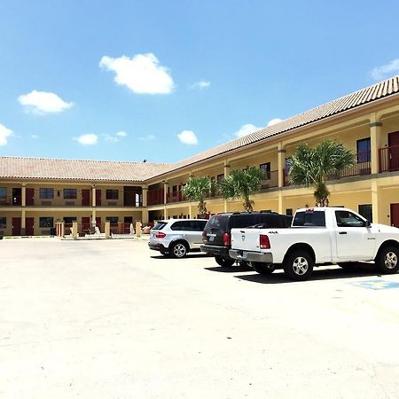 Boca Chica Inn And Suites Brownsville Extérieur photo