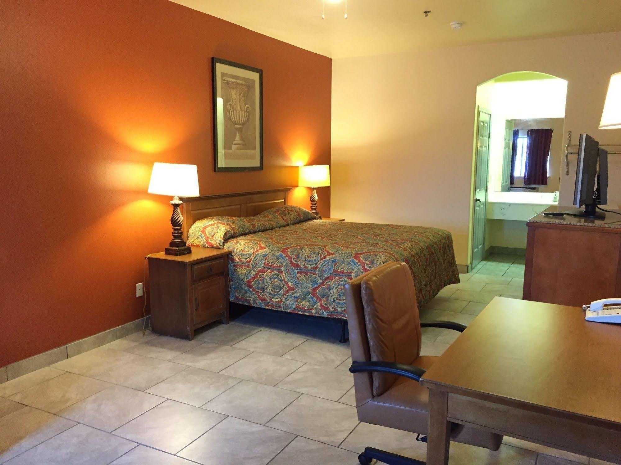 Boca Chica Inn And Suites Brownsville Extérieur photo
