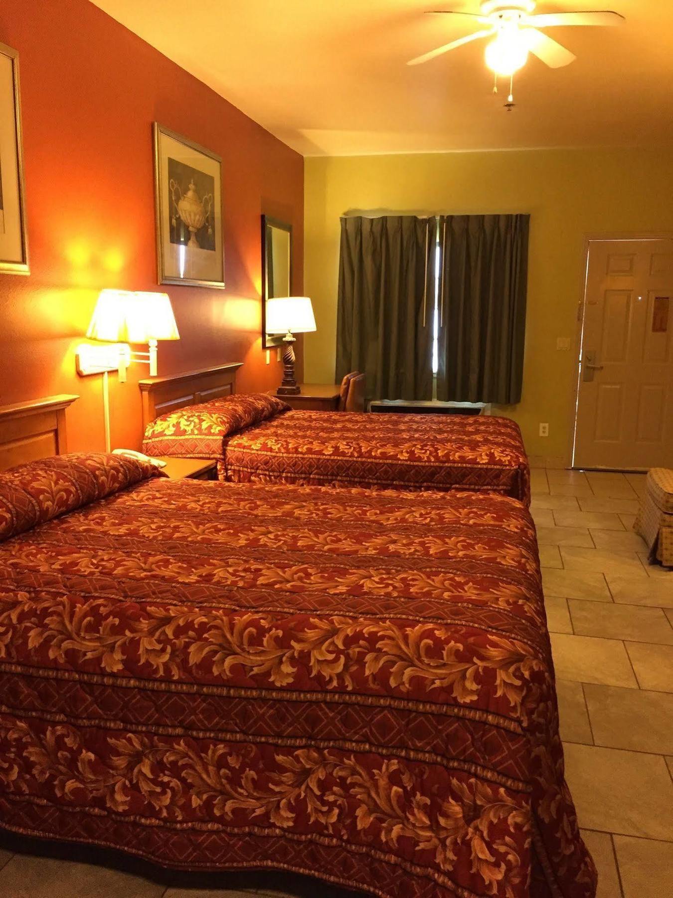 Boca Chica Inn And Suites Brownsville Extérieur photo